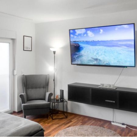 Relax Oasis With 65 Smarttv, Kitchen And Balcony Duisburg Exterior foto